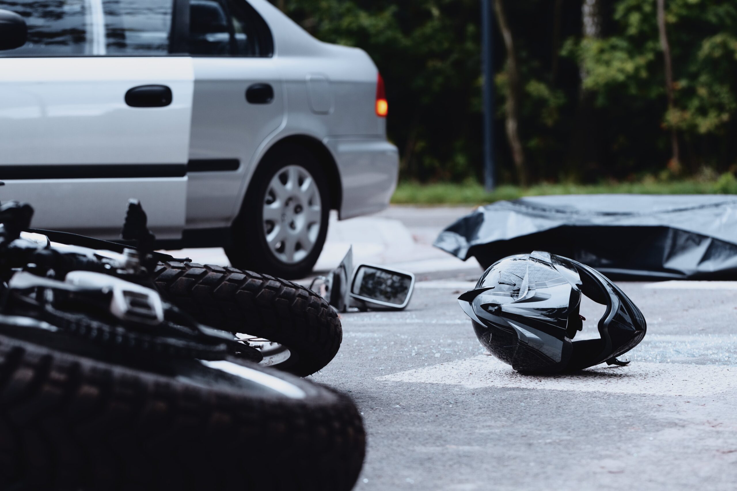Read more about the article 10 Crucial Steps To Take After A Motorcycle Accident