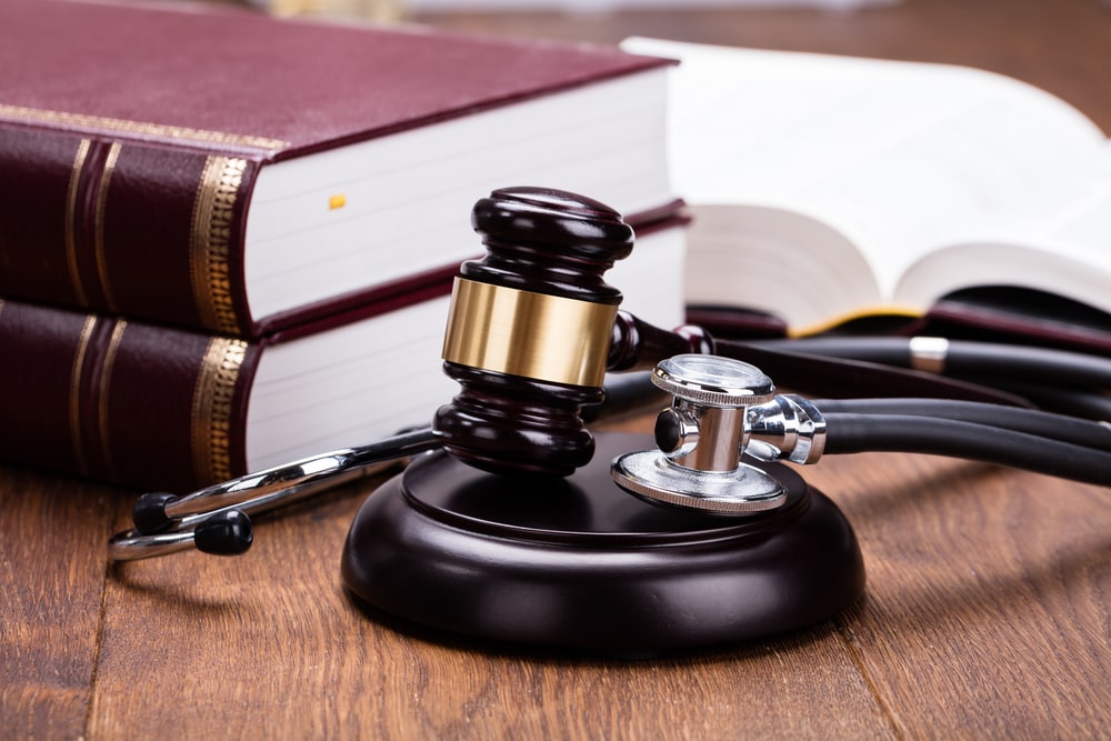 Read more about the article Choosing The Right Medical Malpractice Lawyer